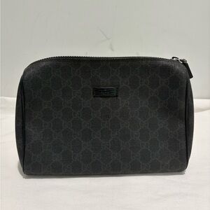 Authentic Gucci GG Canvas Toiletry Pouch Cosmetic Bag with certificate
